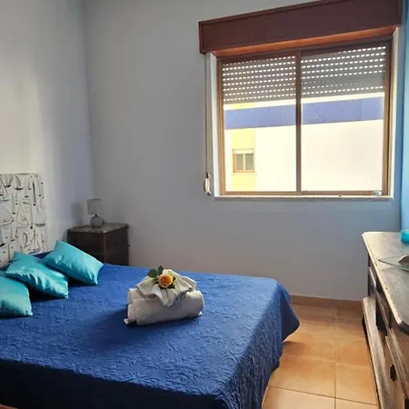 T3 - 1ºesq Beira Mar 11 - Casas & Papeis *