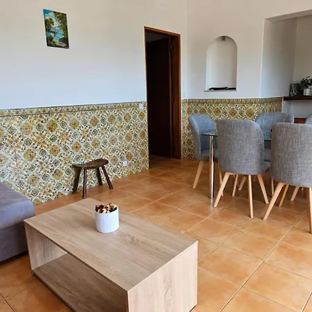 T3 - 1ºesq Beira Mar 11 - Casas & Papeis Apartment *