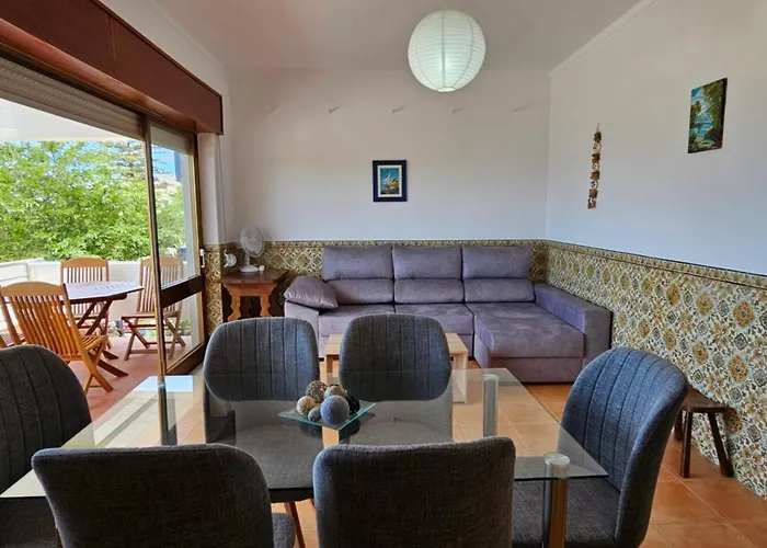 T3 - 1ºesq Beira Mar 11 - Casas & Papeis