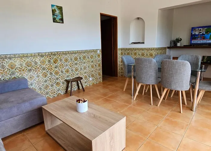 T3 - 1ºesq Beira Mar 11 - Casas & Papeis 公寓 *