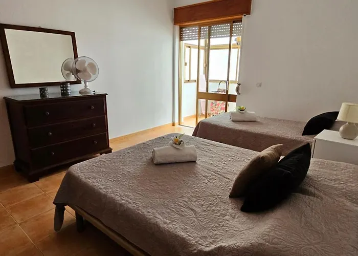 公寓 T3 - 1ºesq Beira Mar 11 - Casas & Papeis *