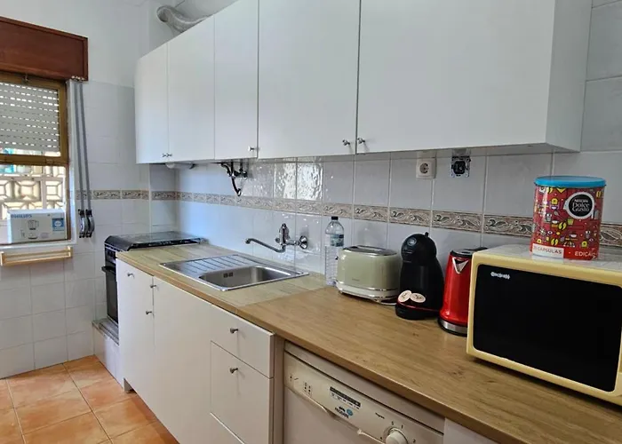 T3 - 1ºesq Beira Mar 11 - Casas & Papeis *